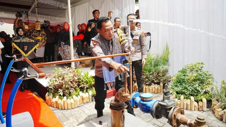 Kapolri Jenderal Listyo Sigit Prabowo Meresmikan Pembangunan Sumu 840x576 768x432